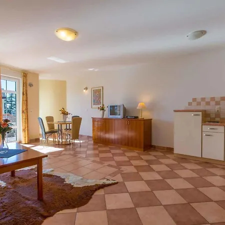 Apartamento In 14070