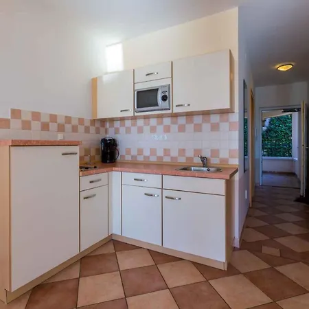 Apartamento In 14070 Crikvenica