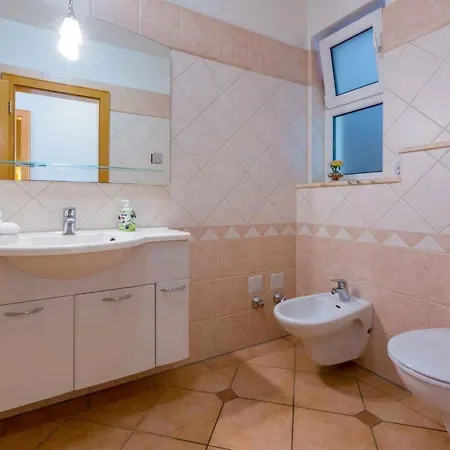 In 14070 * ツリクヴェニツァ